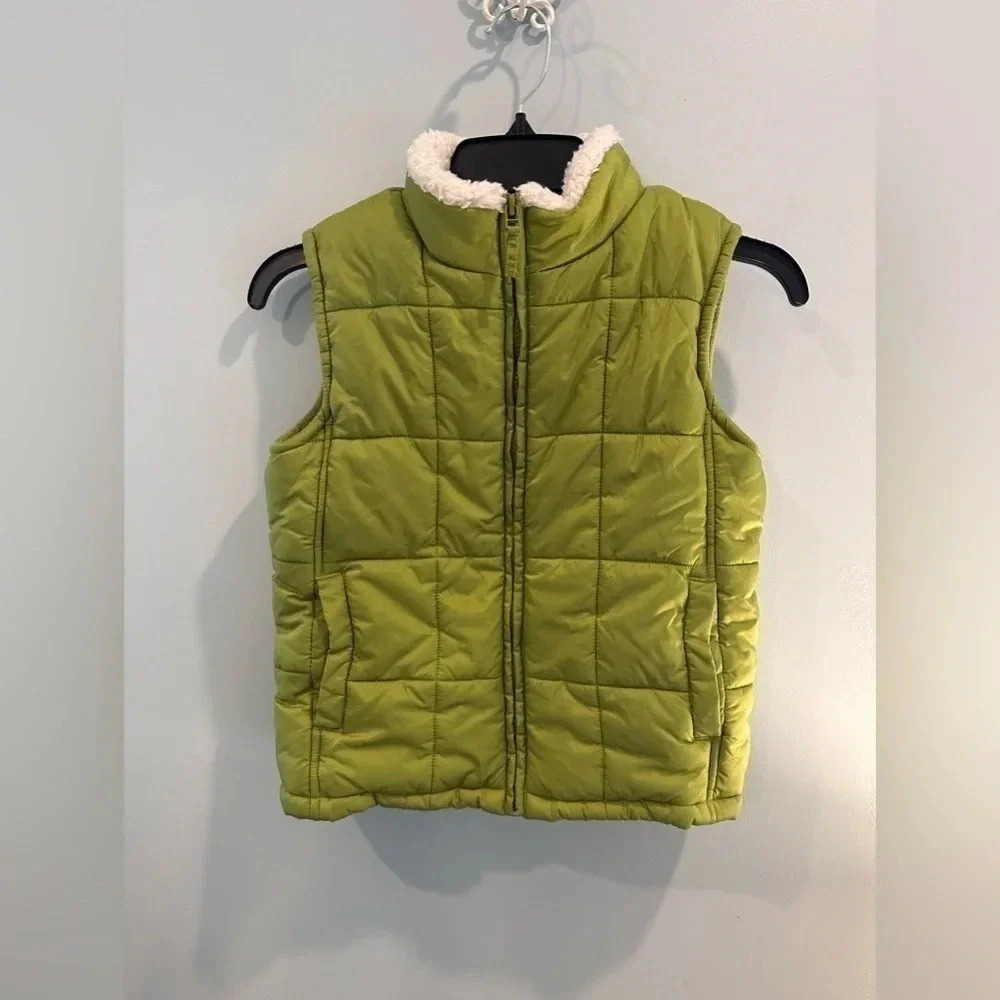 βοΈ Gymboree - LIKE NEW - puffer vest. Size 5-6